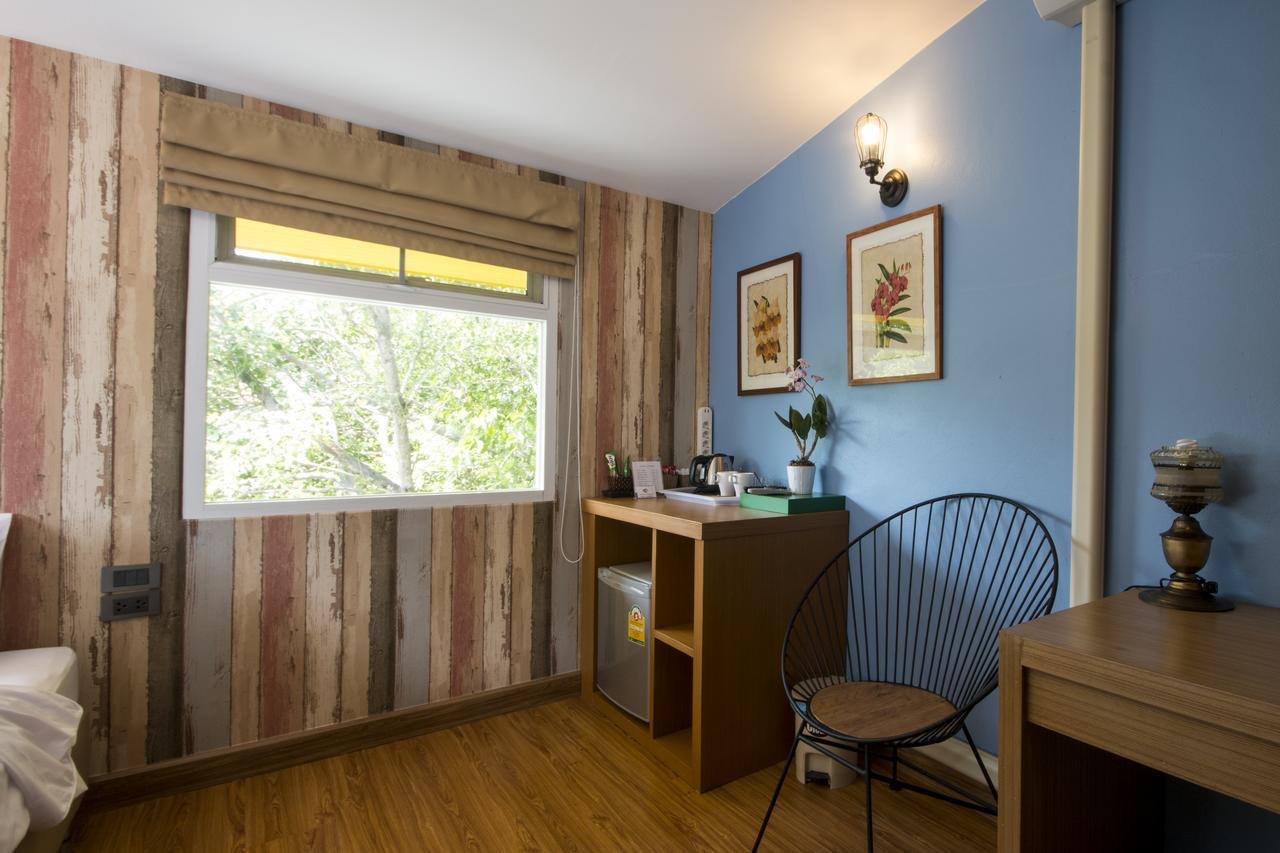 Tawan Bed Club Hostel Τσιάνγκ Μάι Εξωτερικό φωτογραφία