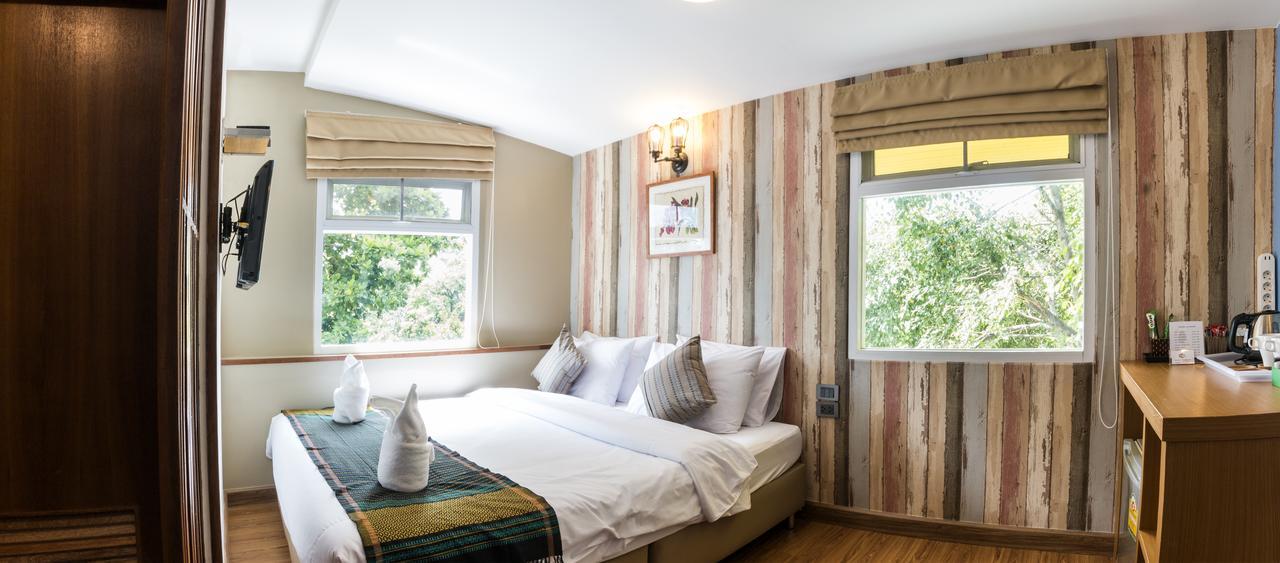 Tawan Bed Club Hostel Τσιάνγκ Μάι Εξωτερικό φωτογραφία